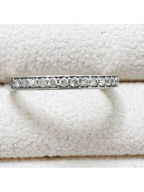 10 Karat White Gold and Diamond Ring Size 5 1/4